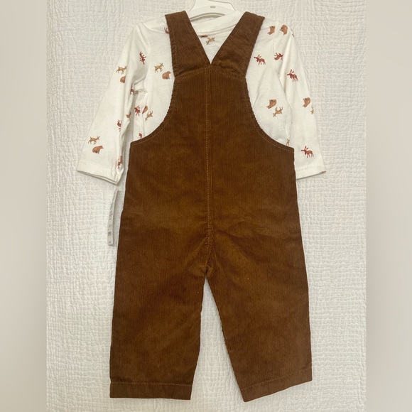 NWT Carter’s Boys Outfit. Size 12 months. - Picture 5 of 6